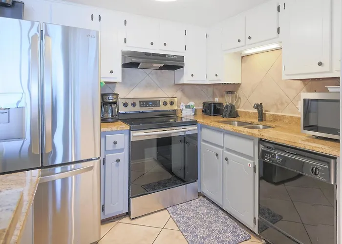 Apartment Island Winds East 503 *