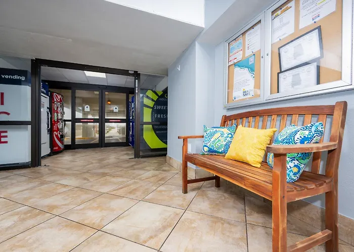 Island Winds East 503 Apartment
